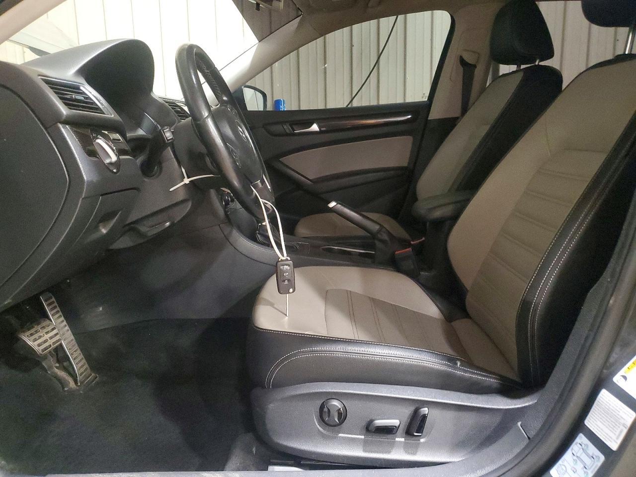 2015 Volkswagen Passat Se - Image 7