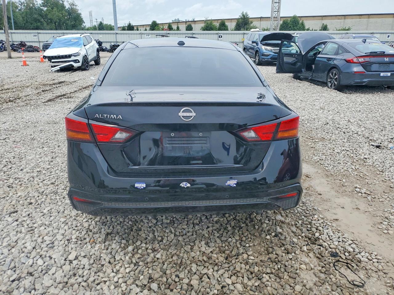 2025 Nissan Altima Sv - Фото 6