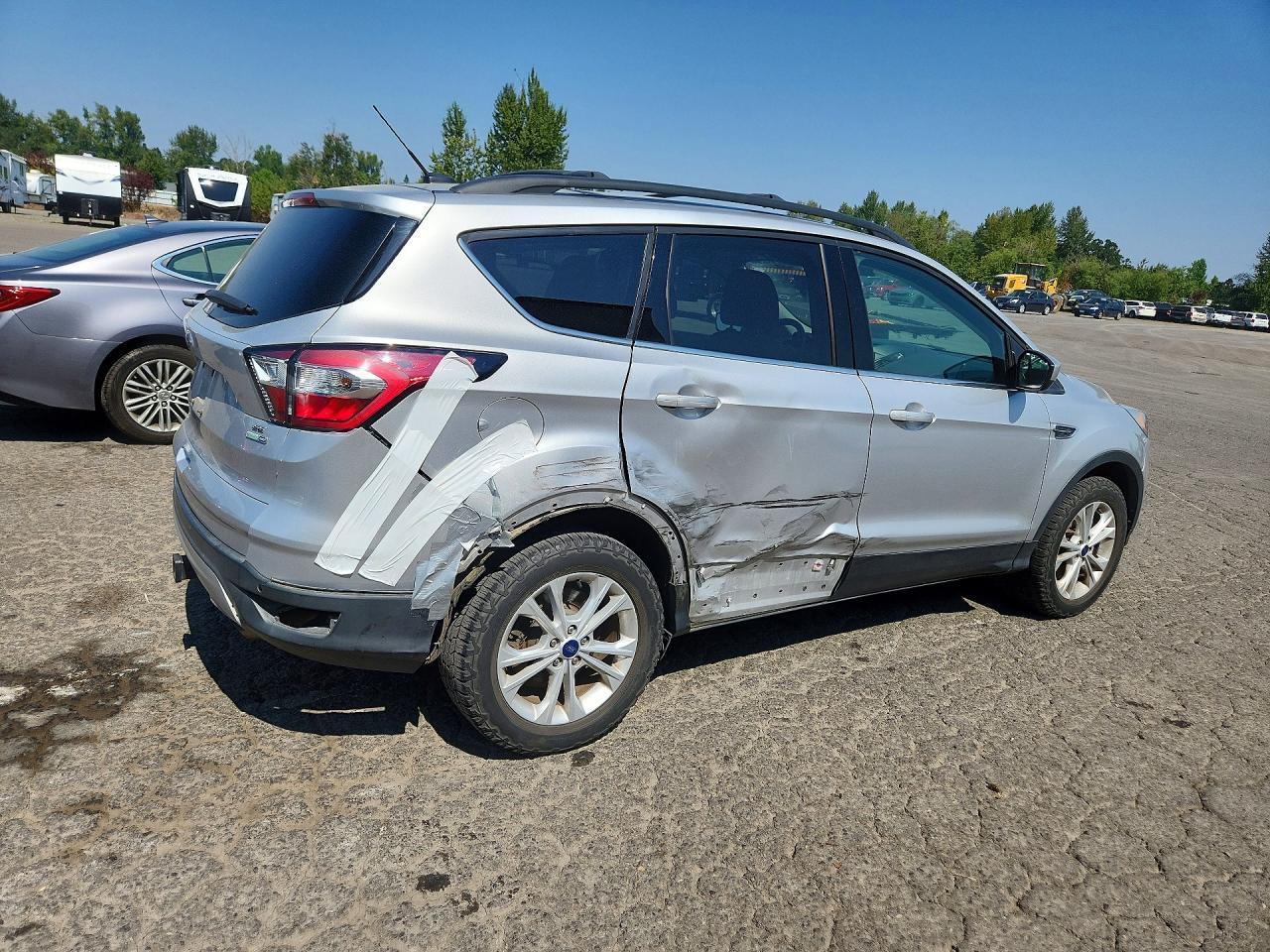 2017 Ford Escape Se - Фото 3