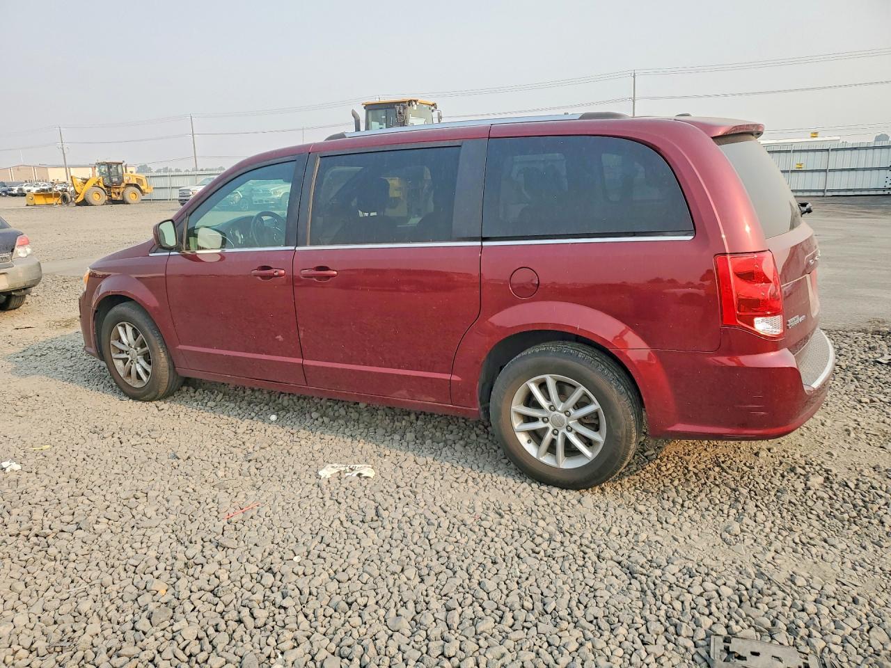 2020 Dodge Grand Caravan Sxt - Фото 2
