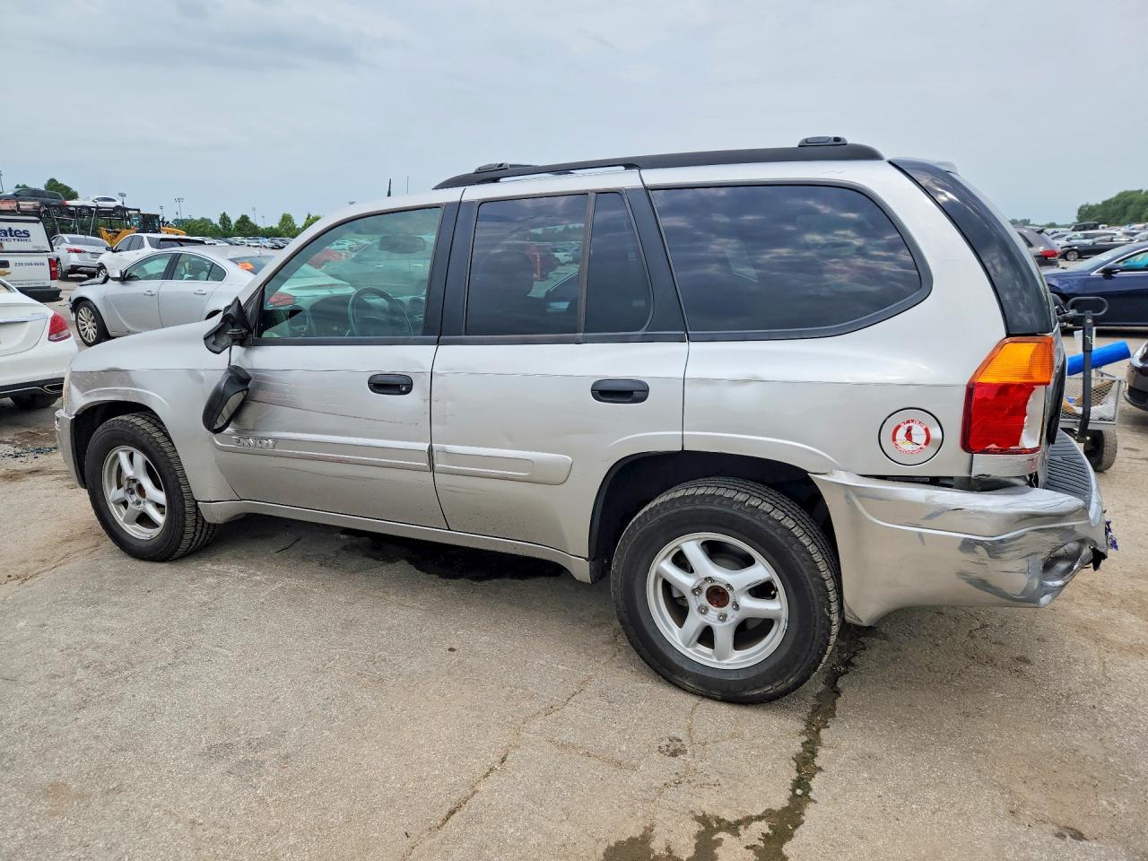 2004 GMC Envoy - Фото 2