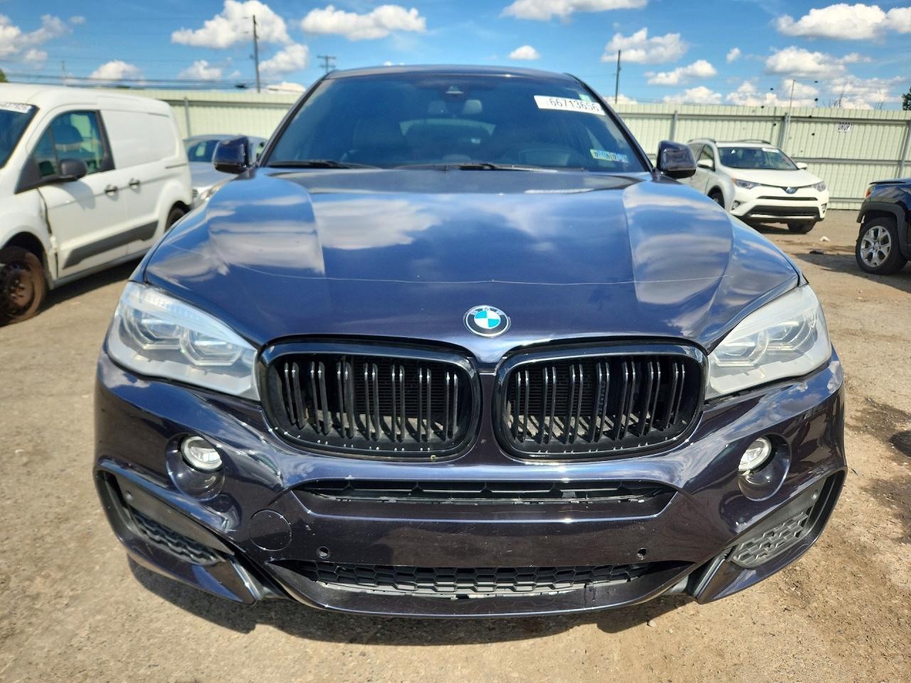 2015 BMW X6 xDrive50I - Image 5