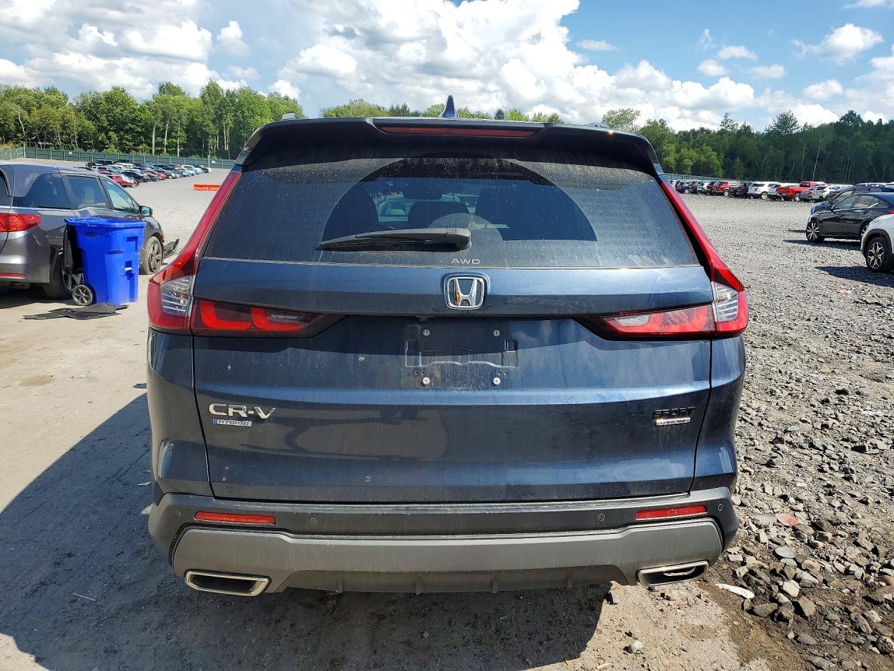 2023 Honda Cr-V Sport Touring - Image 6