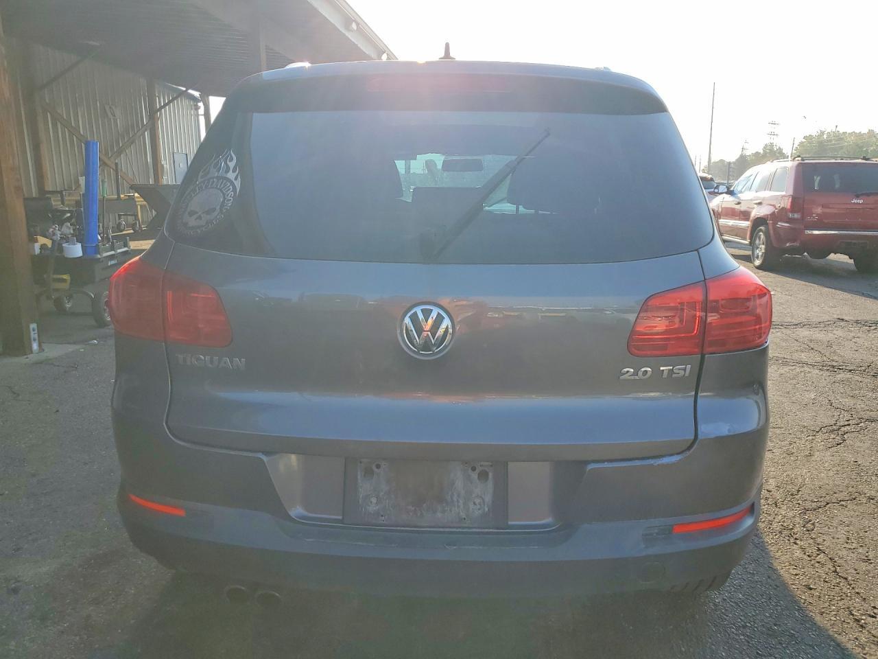 2012 Volkswagen Tiguan S - Фото 6