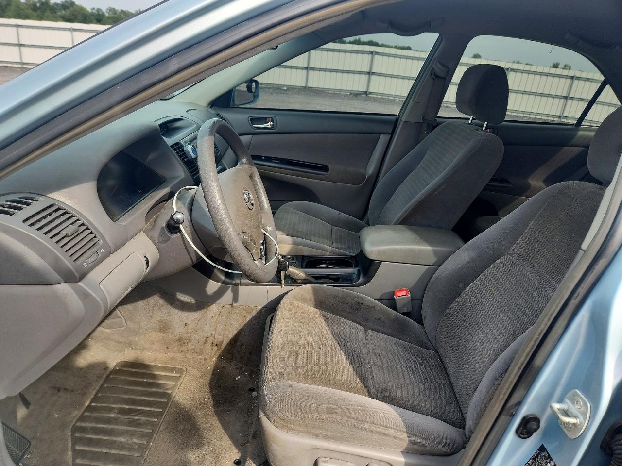 2006 Toyota Camry Le - Image 7