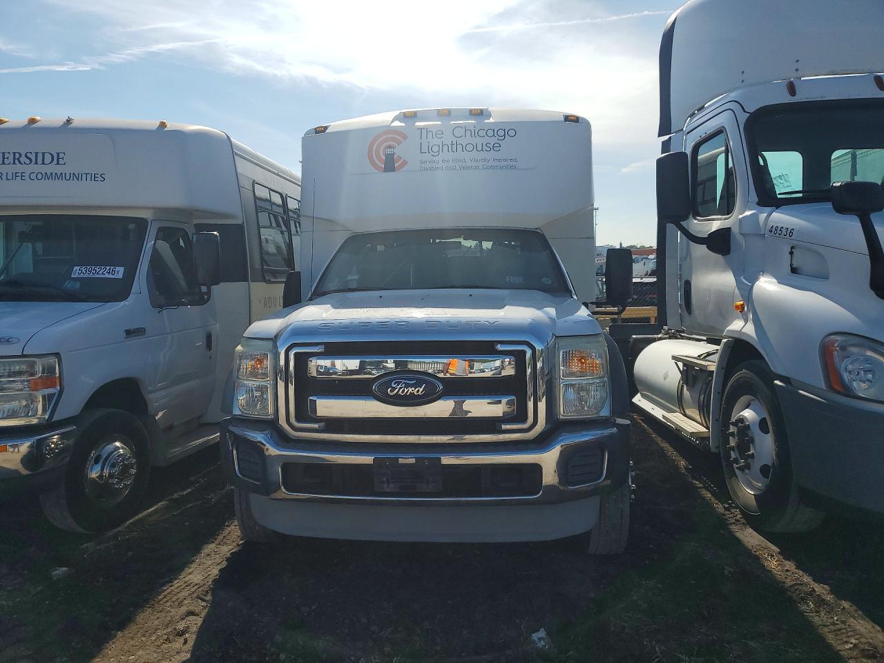 2011 Ford F550 Super Duty Shuttle Bus - Фото 5