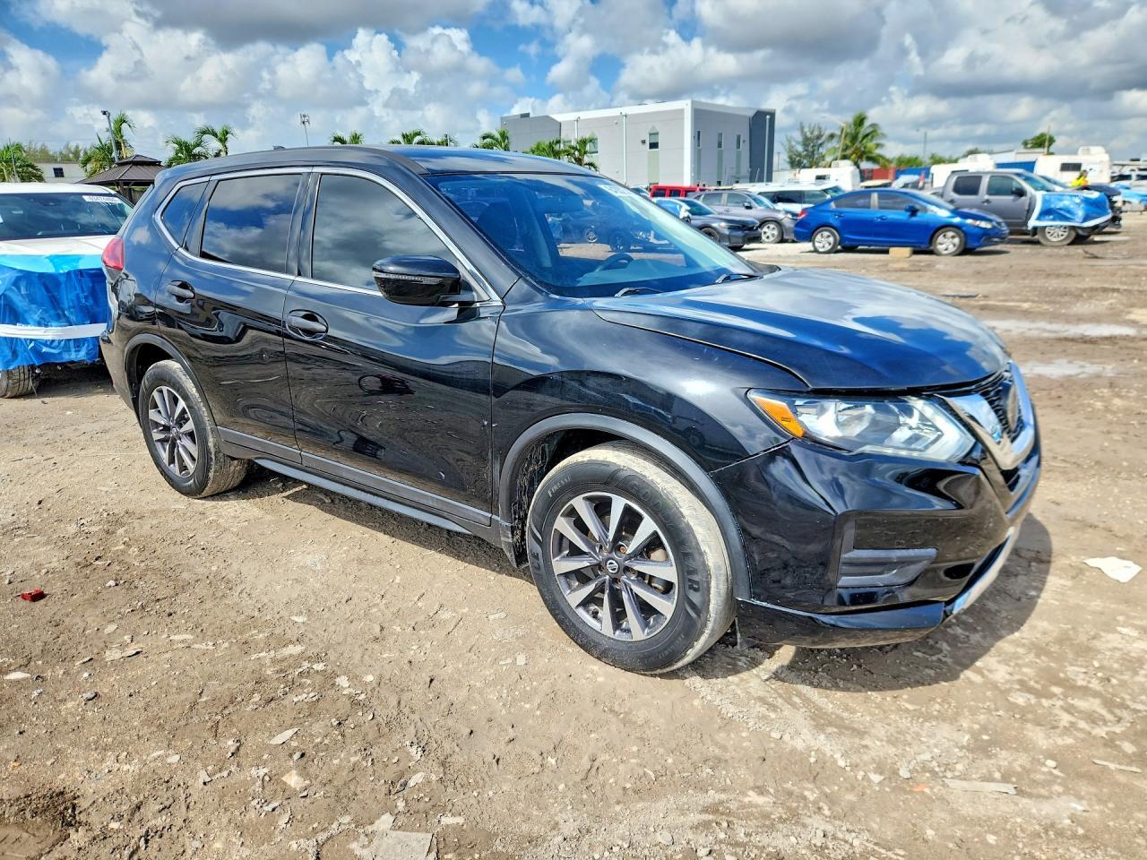 2018 Nissan Rogue S - Фото 4