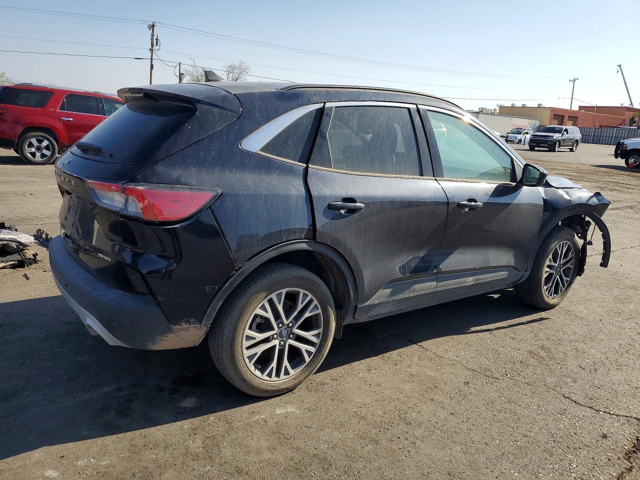 2021 Ford Escape Sel - Фото 3