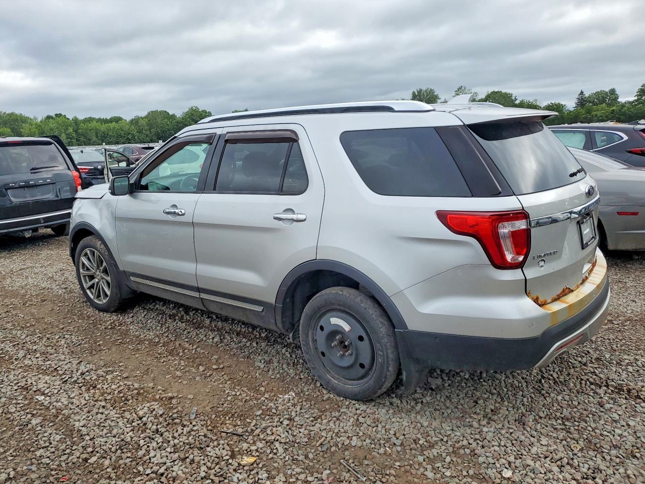 2016 Ford Explorer Limited - Фото 2
