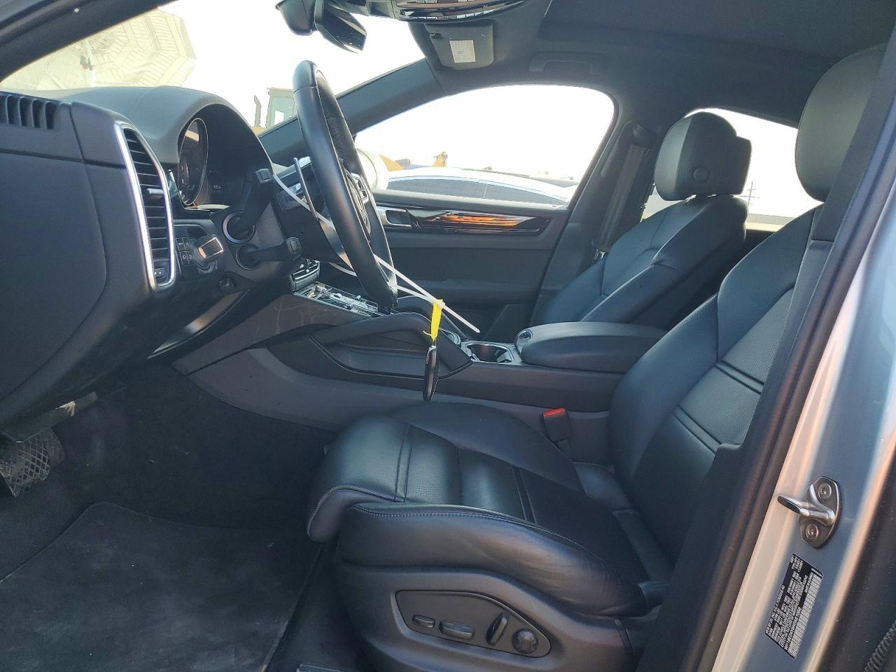 2022 Porsche Cayenne E Hybrid Coupe - Фото 7