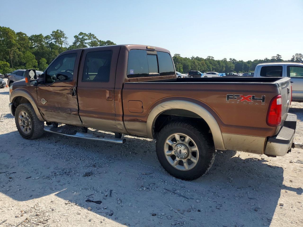 2011 Ford F250 Super Duty - Фото 2