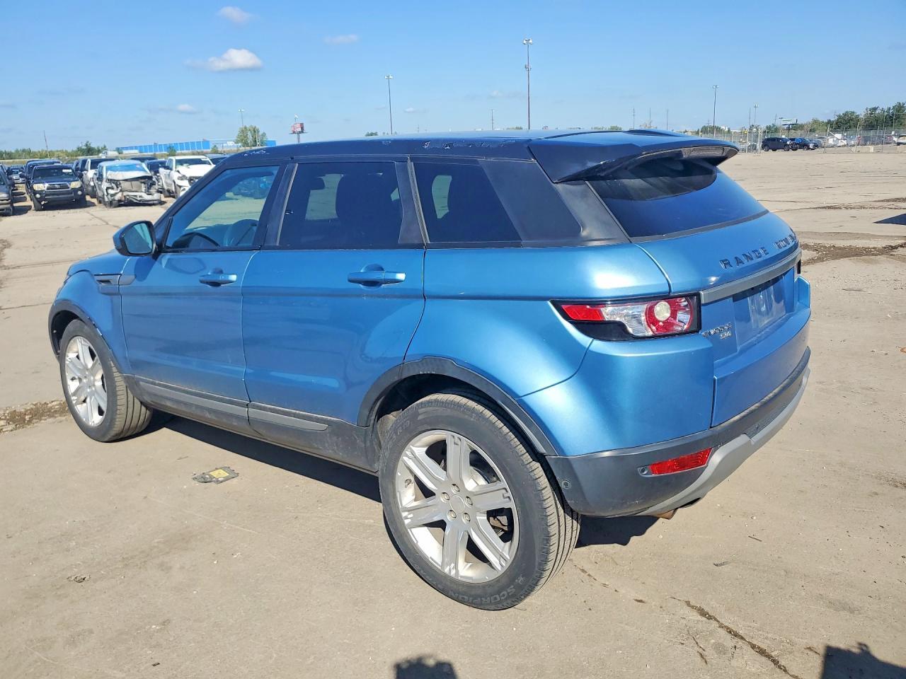 2014 Land Rover Range Rover Evoque Pure Plus - Фото 2
