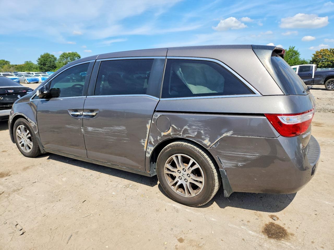 2012 Honda Odyssey Exl - Image 2