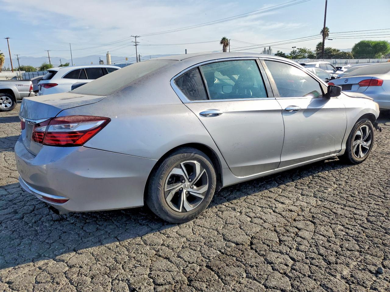 2017 Honda Accord Lx - Фото 3