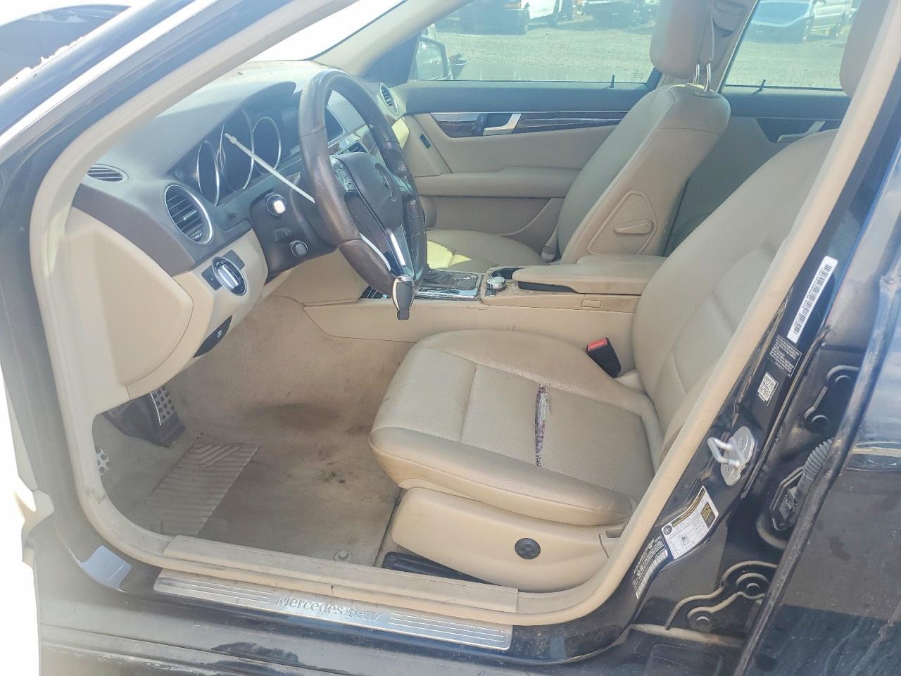 2014 Mercedes-Benz C 250 - Фото 7