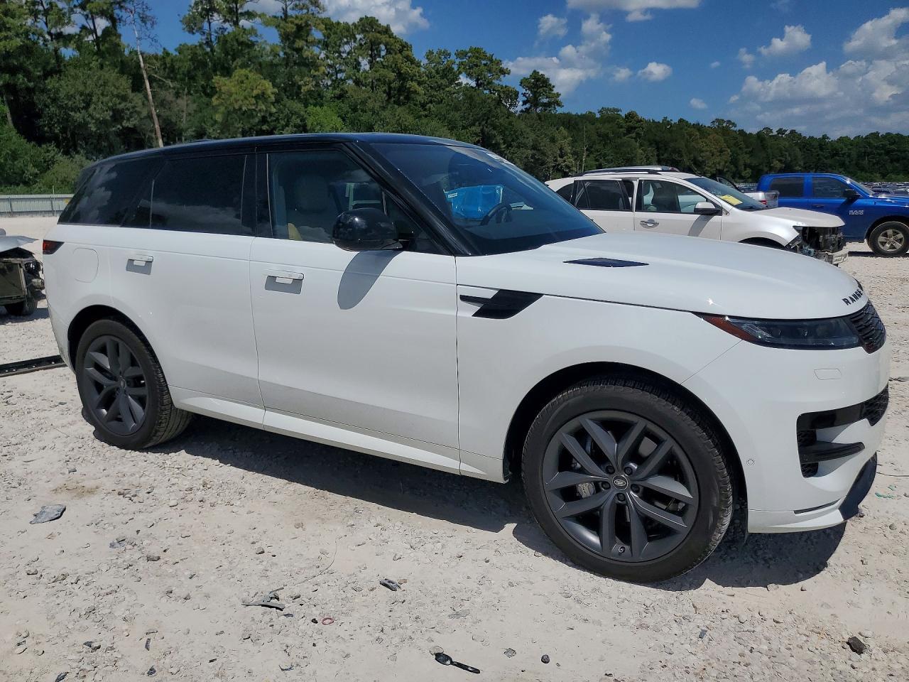 2025 Land Rover Range Rover Sport Dynamic Se - Image 4