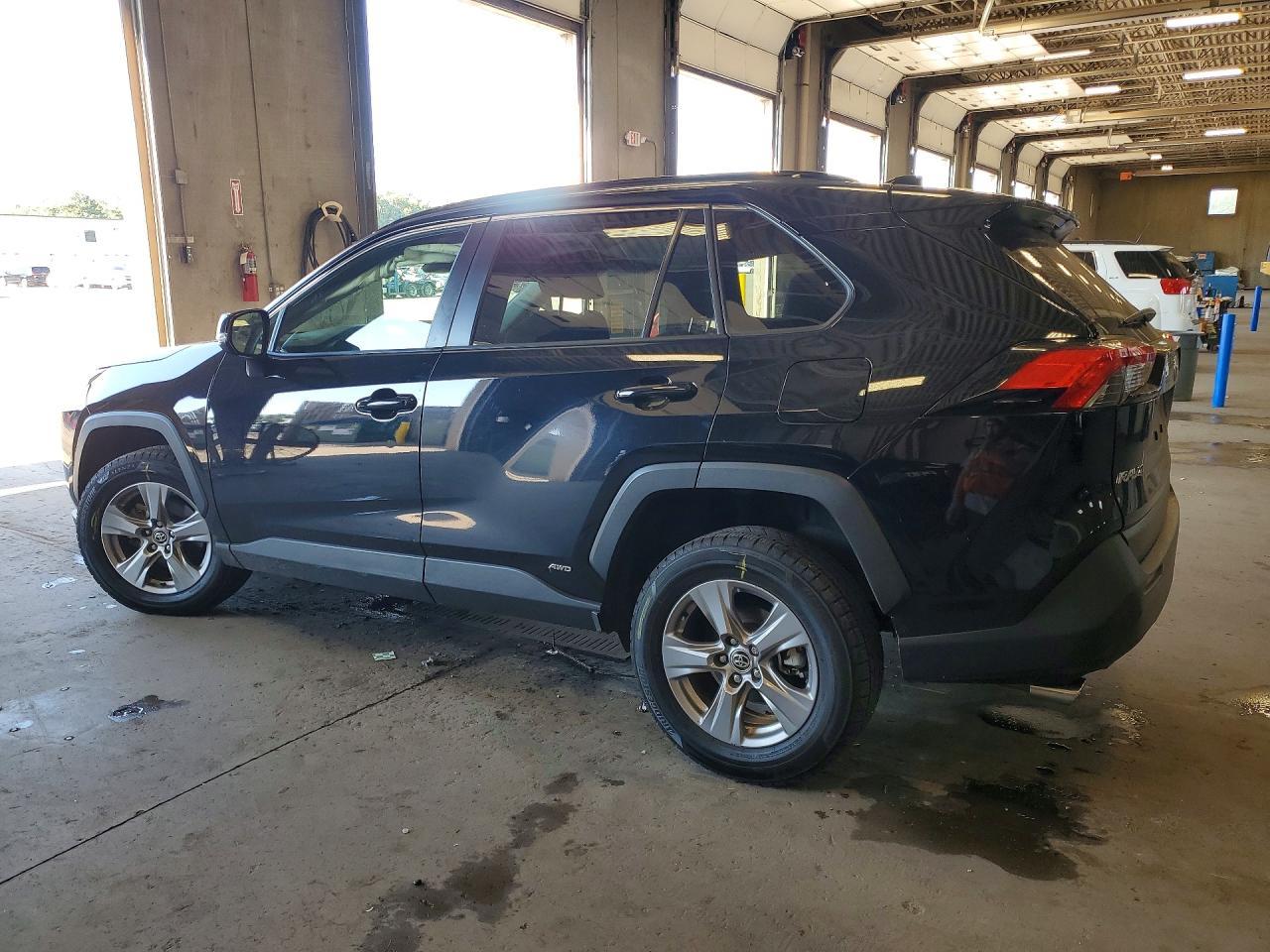 2024 Toyota Rav4 Hybrid Xle - Фото 2