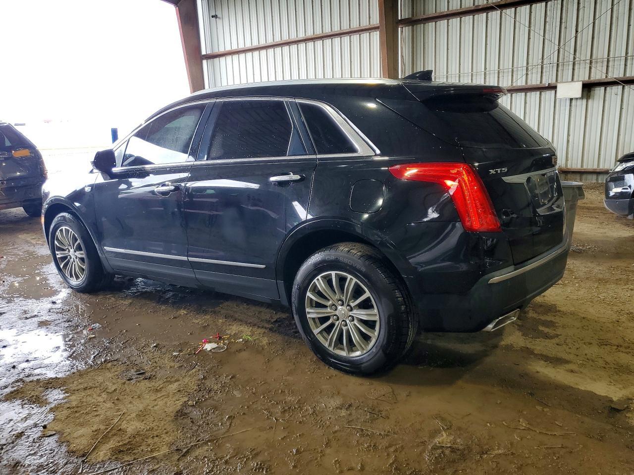 2017 Cadillac Xt5 Luxury - Фото 2
