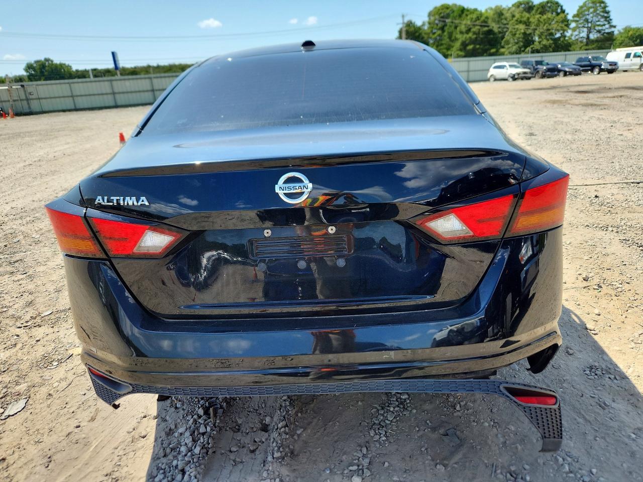 2020 Nissan Altima S - Фото 6