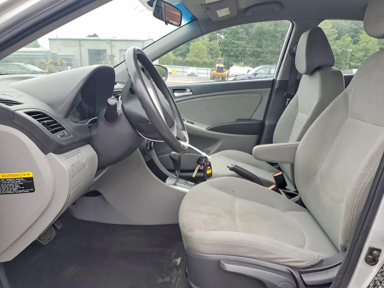 2014 Hyundai Accent Gls - Фото 7