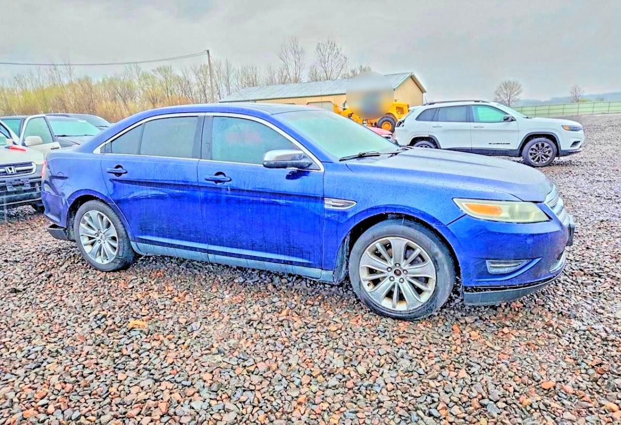 2011 Ford Taurus Limited - Image 4