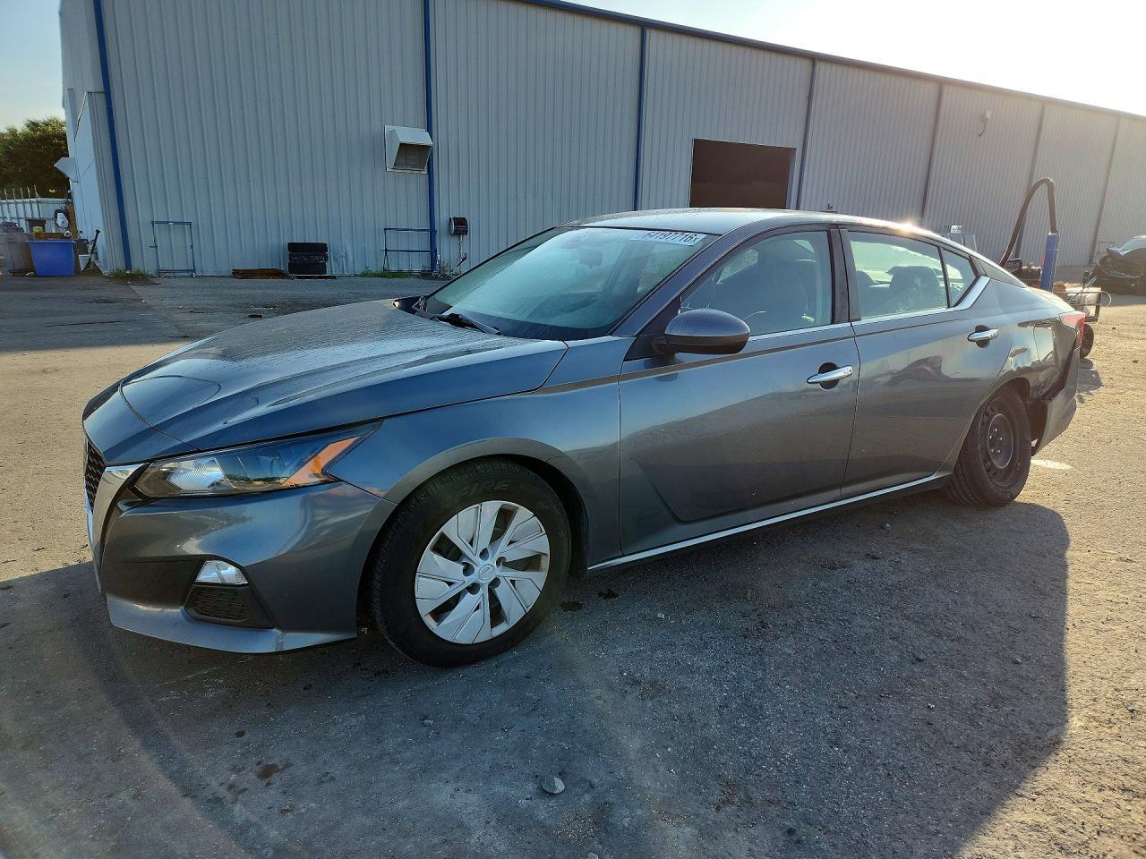 2022 Nissan Altima S