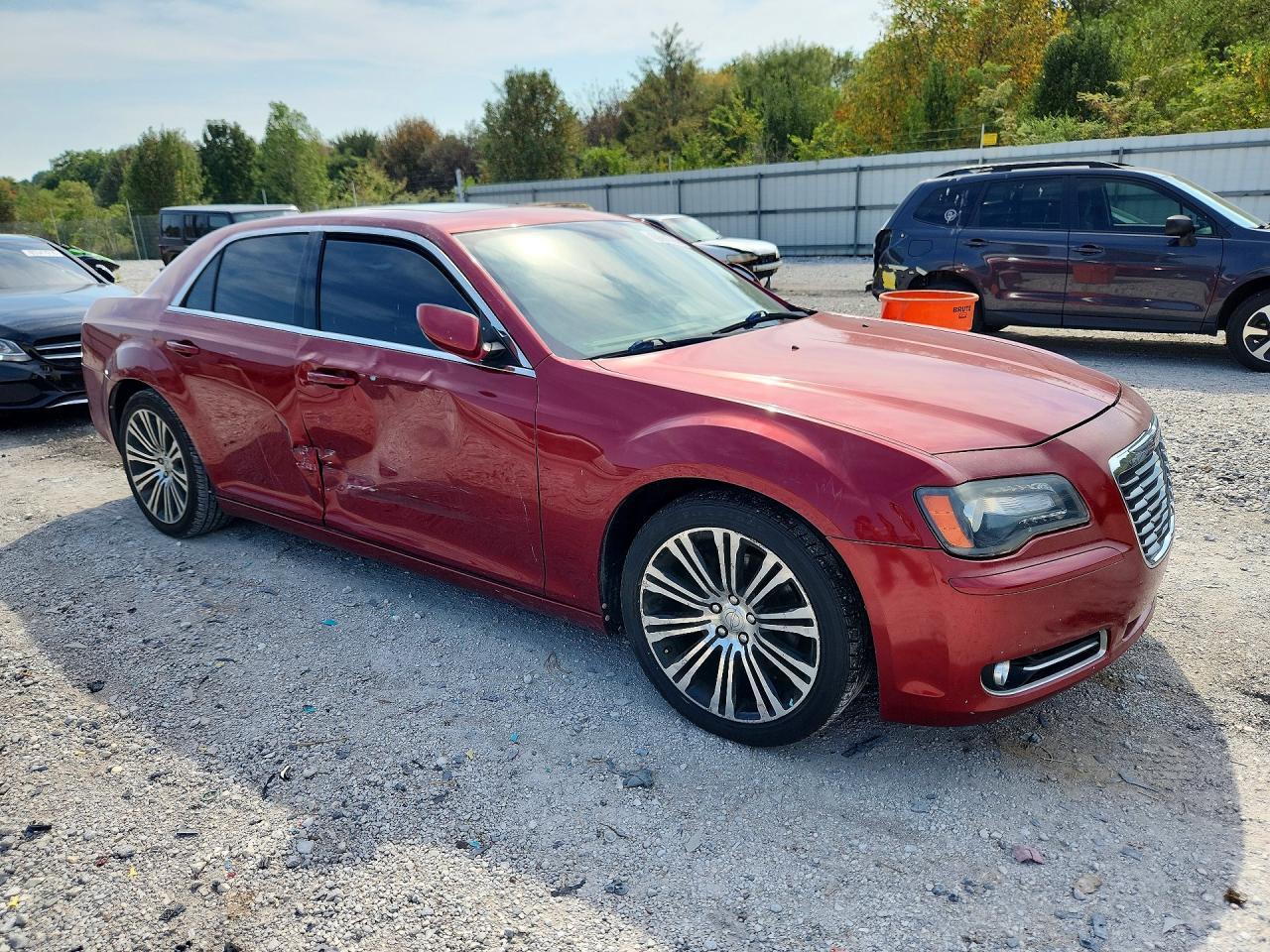 2013 Chrysler 300 S - Фото 4
