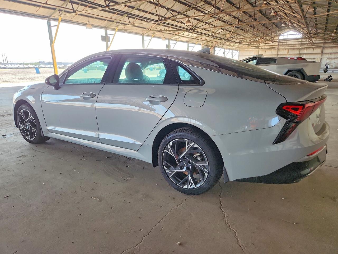 2026 Kia K5 Gt Line - Image 2