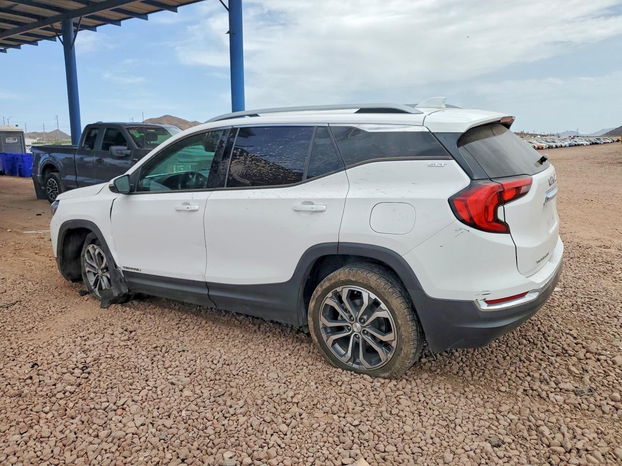 2021 GMC Terrain Slt - Фото 2