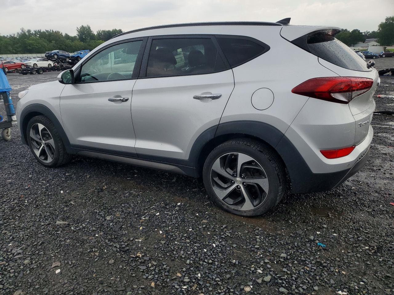 2016 Hyundai Tucson Limited - Фото 2