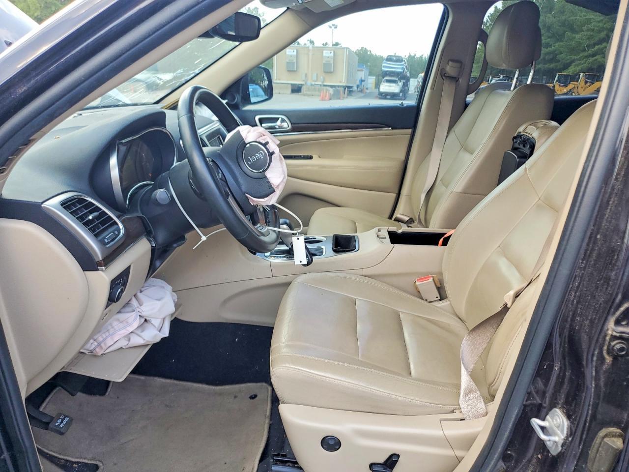 2018 Jeep Grand Cheroke - Image 7