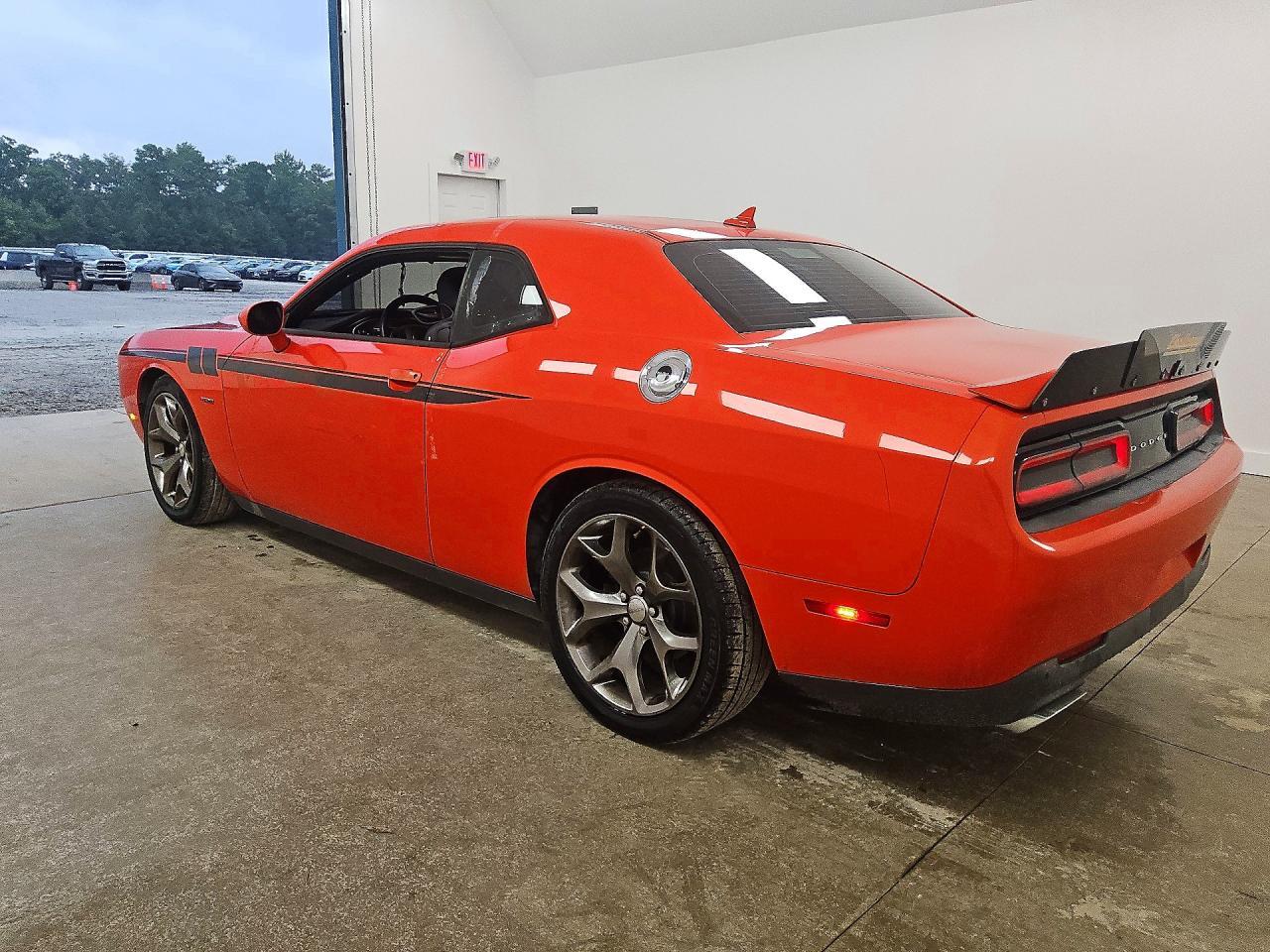 2016 Dodge Challenger R/T - Фото 2