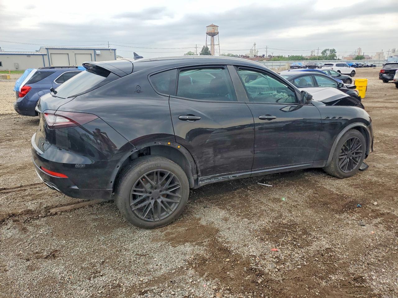 2017 Maserati Levante S Luxury - Фото 3