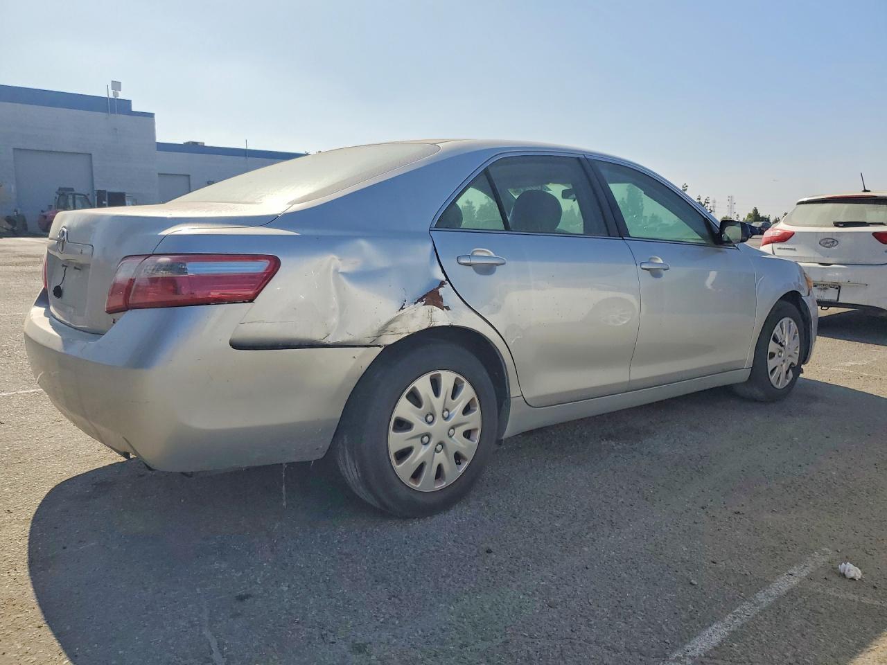 2007 Toyota Camry Le - Фото 3