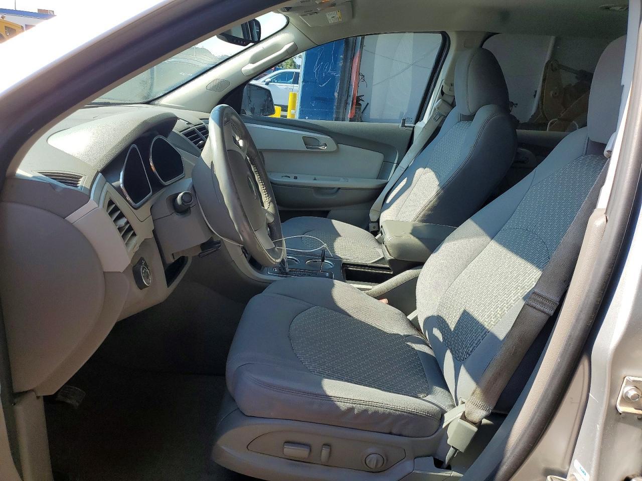 2012 Chevrolet Traverse Lt - Image 7