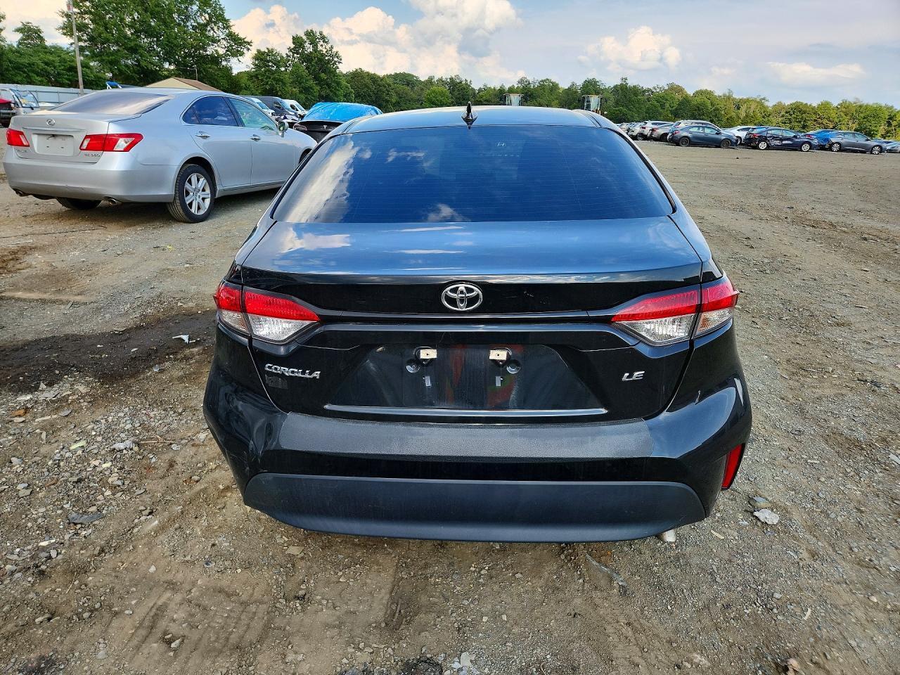 2023 Toyota Corolla Le - Image 6