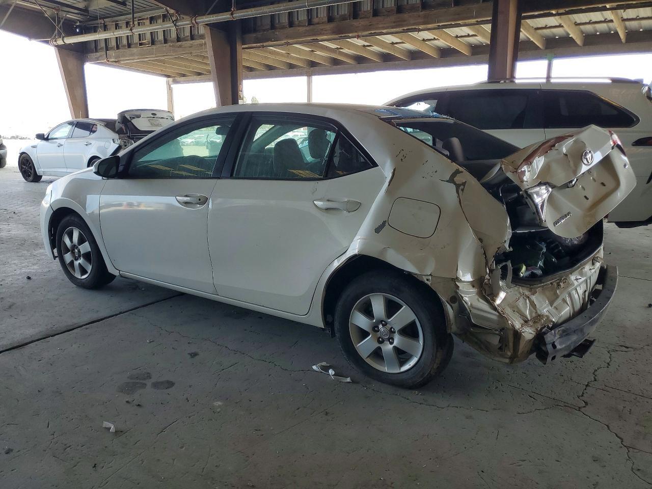 2016 Toyota Corolla Le - Image 2