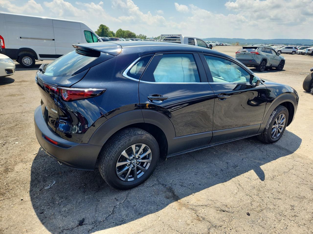 2023 Mazda Cx-30 - Image 3