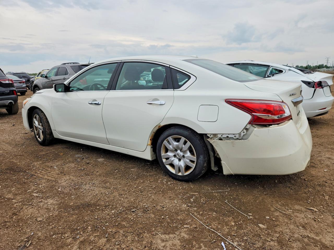 2013 Nissan Altima 2.5 - Image 2