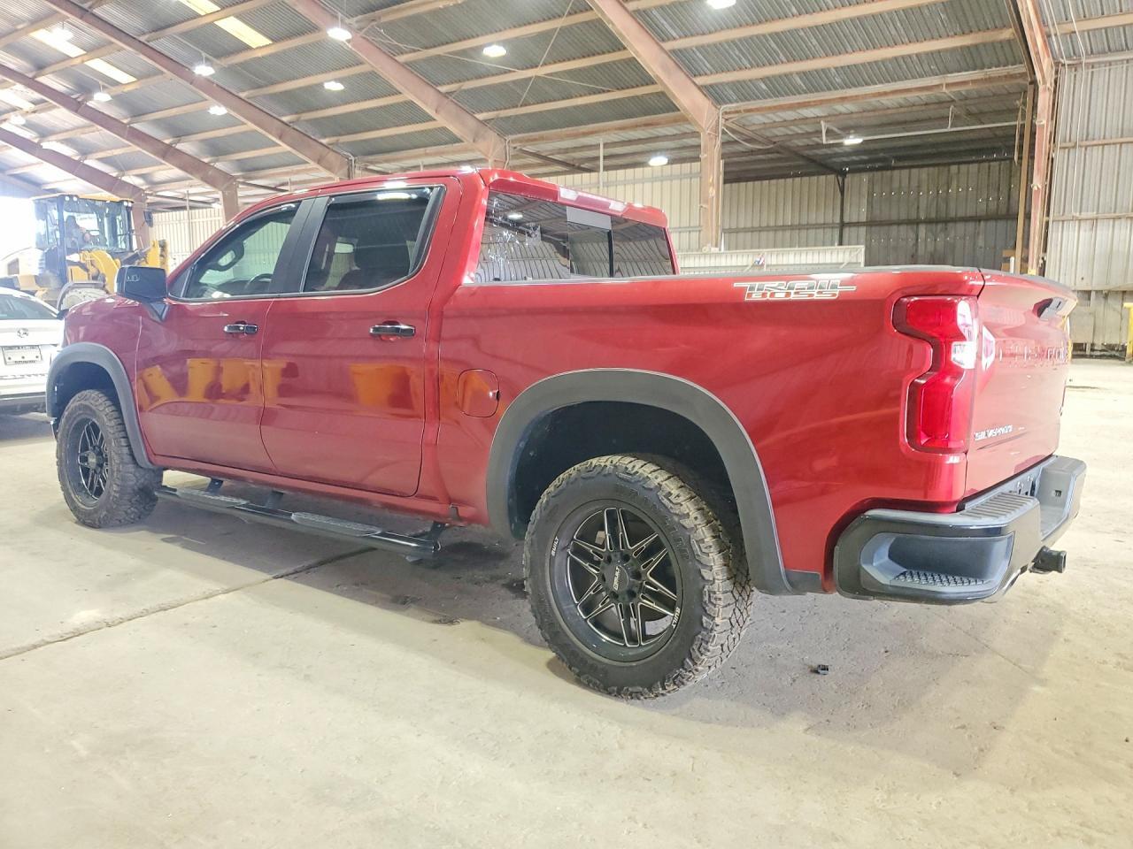 2020 Chevrolet Silverado K1500 Lt Trail Boss - Фото 2