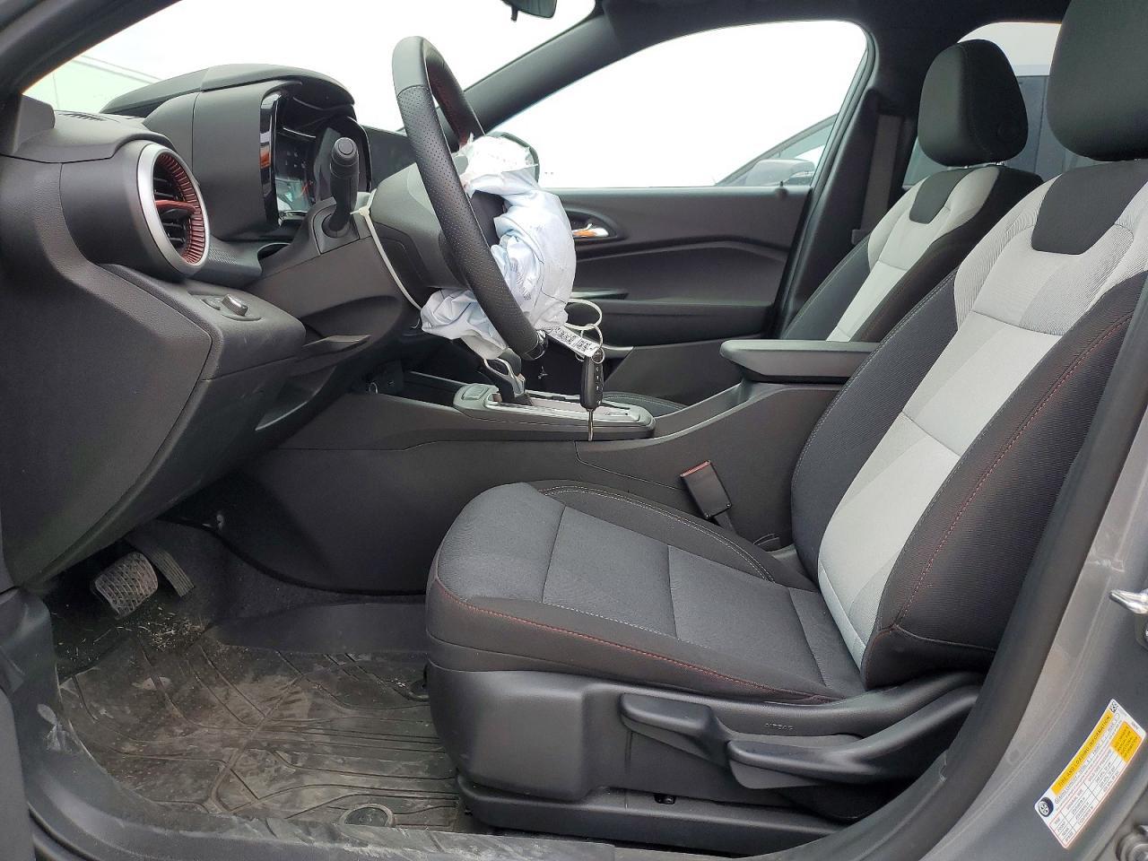 2026 Chevrolet Trax 1Rs - Фото 7