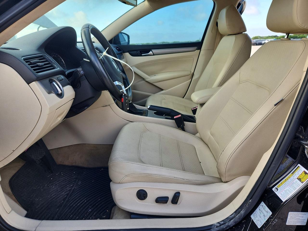 2014 Volkswagen Passat Se - Image 7