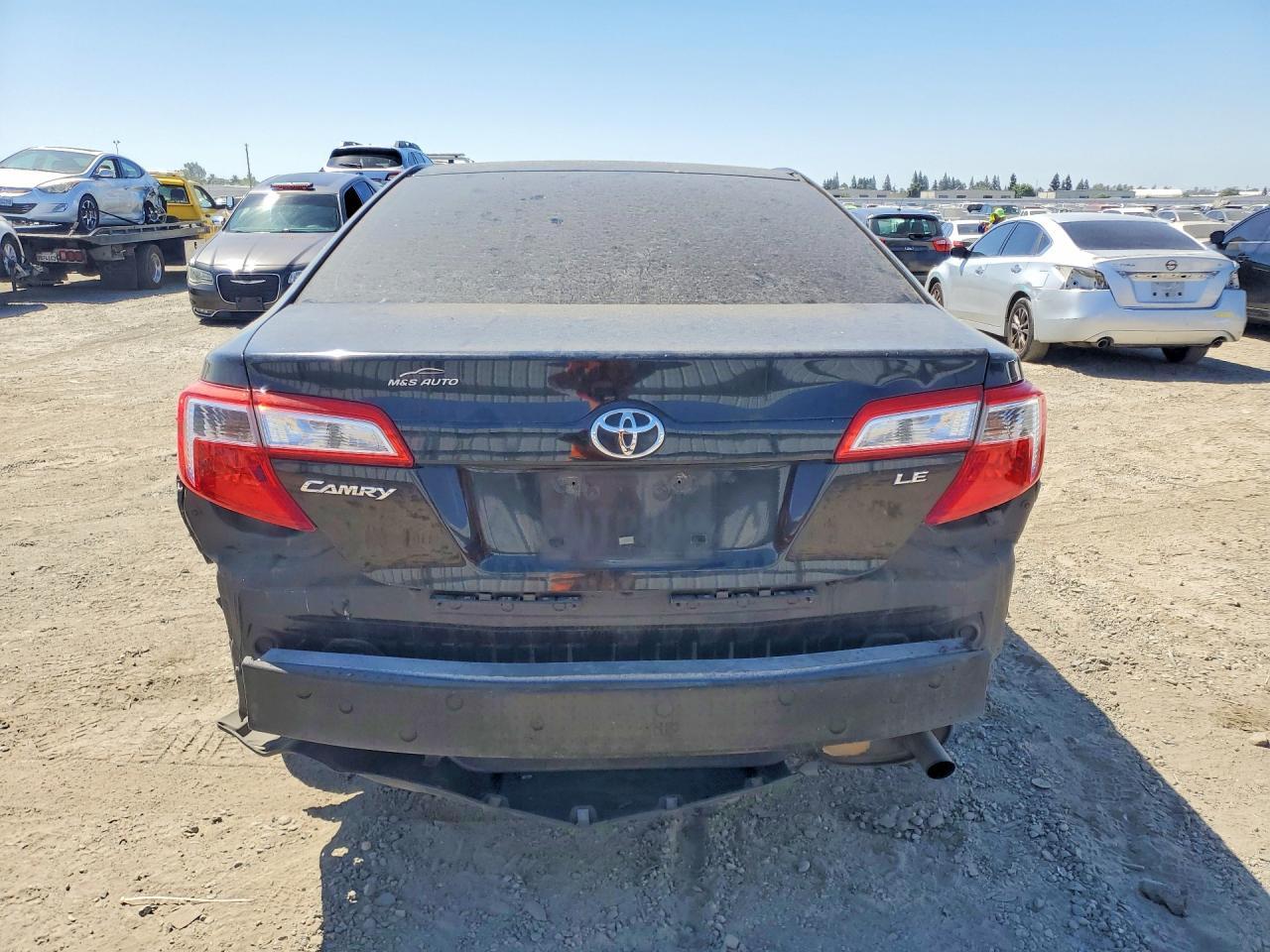 2014 Toyota Camry Le - Фото 6