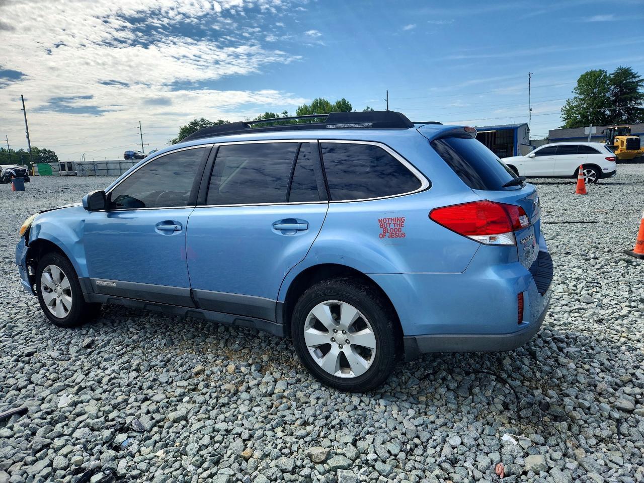 2012 Subaru Outback 2.5I Premium - Image 2