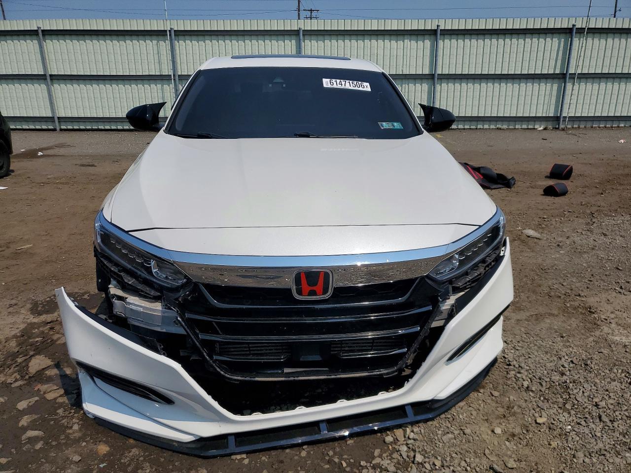 2020 Hond Accord 4D - Image 5