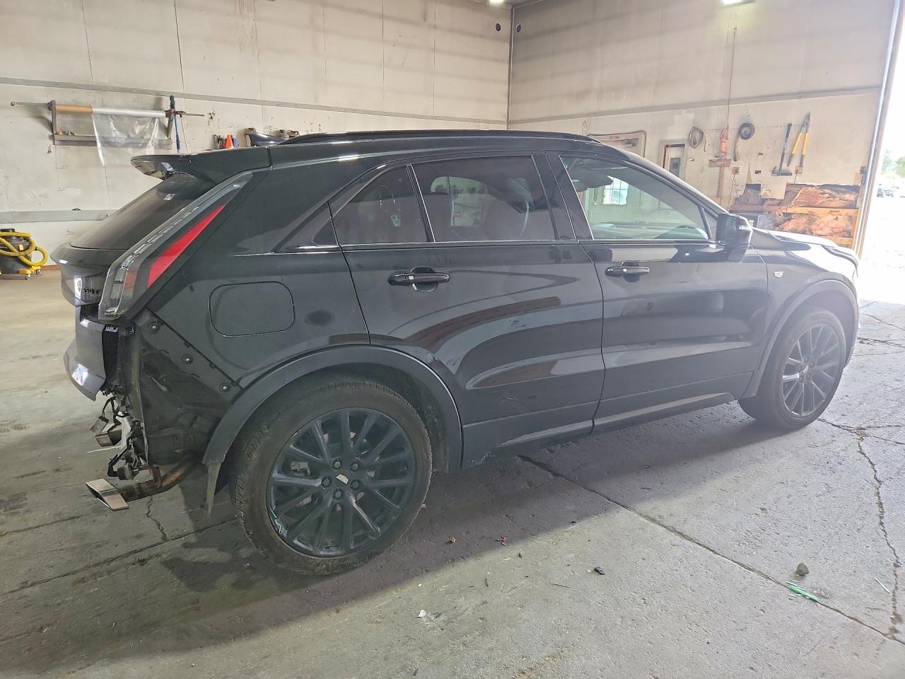 2023 Cadillac Xt4 Sport - Фото 3