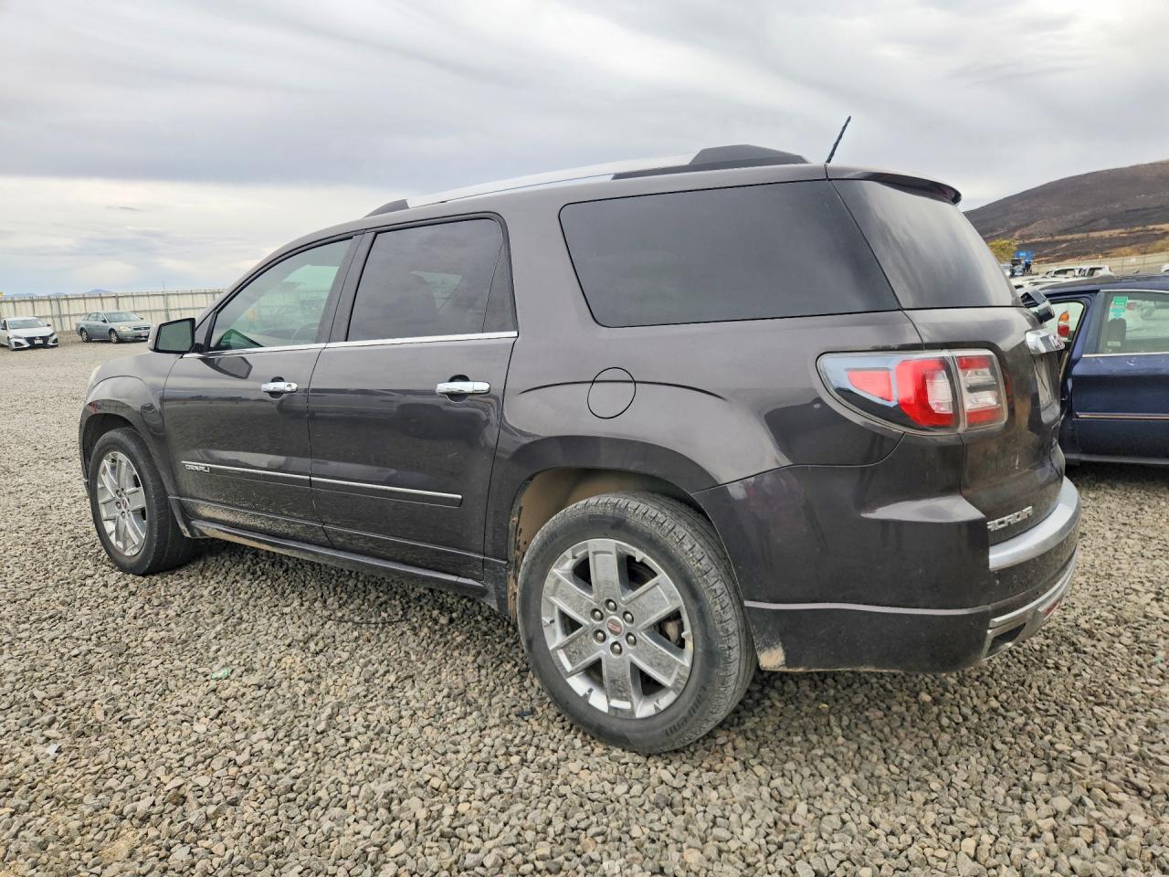 2016 GMC Acadia Denali - Фото 2