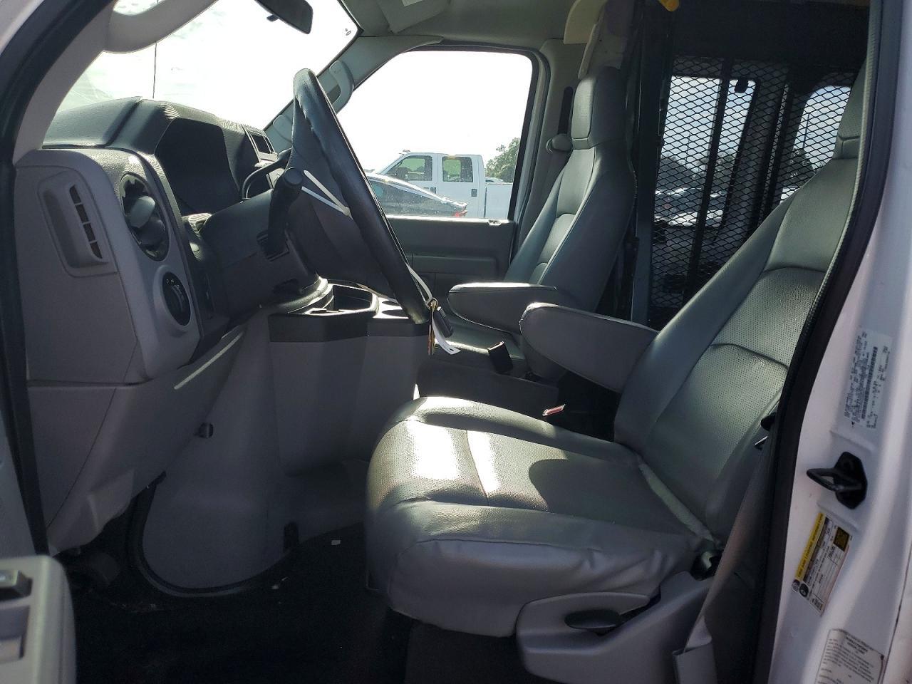 2012 Ford Econoline E150 Van - Image 7