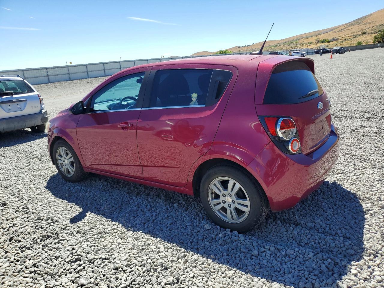 2014 Chevrolet Sonic Lt - Фото 2