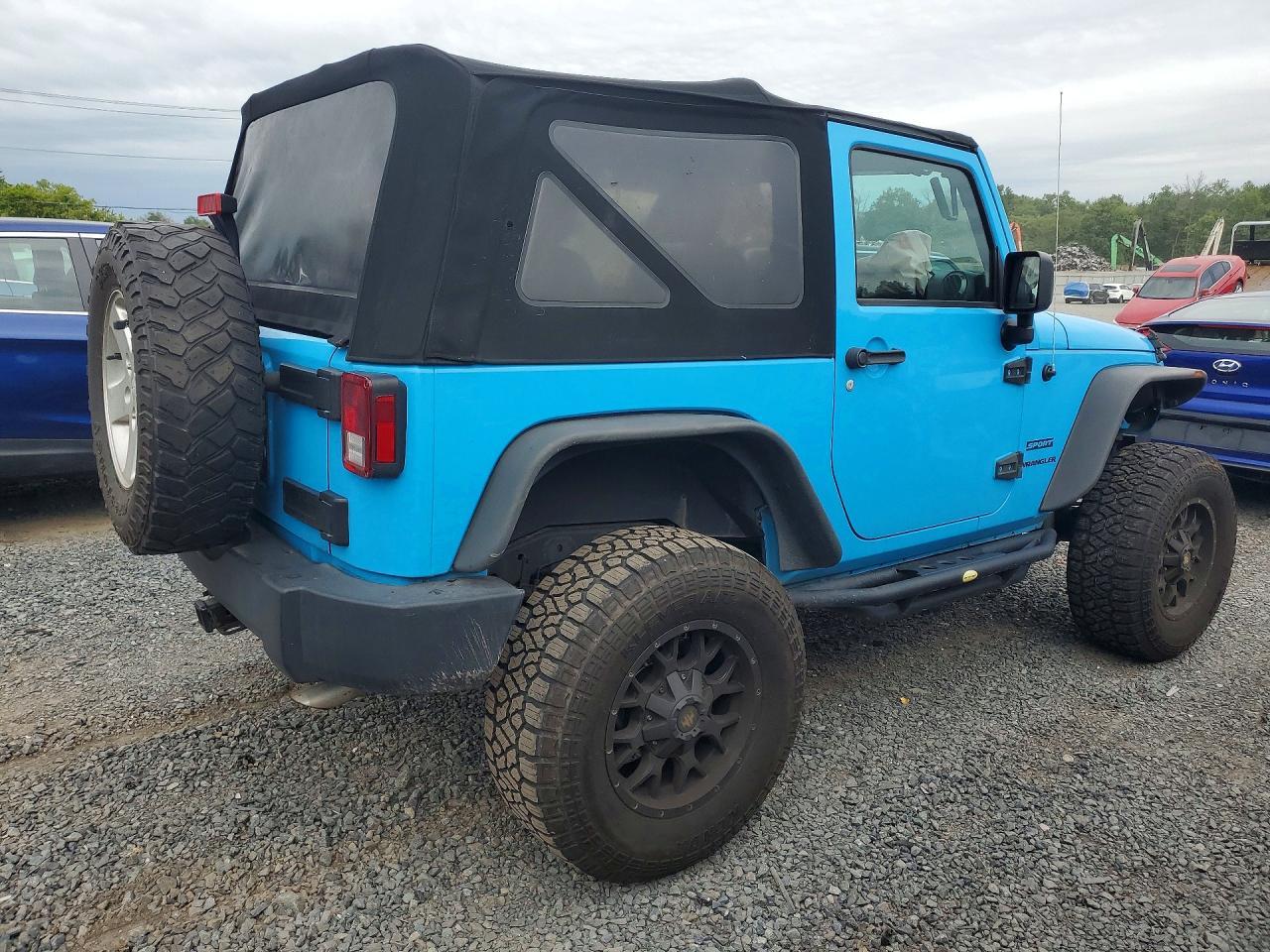 2017 Jeep Wrangler Sport - Фото 3